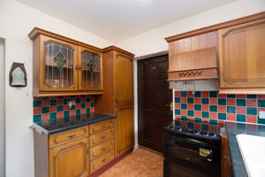 Kitchen- click for photo gallery